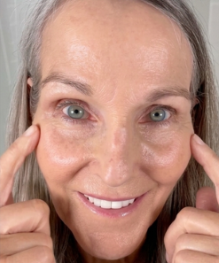 Ellen, 66